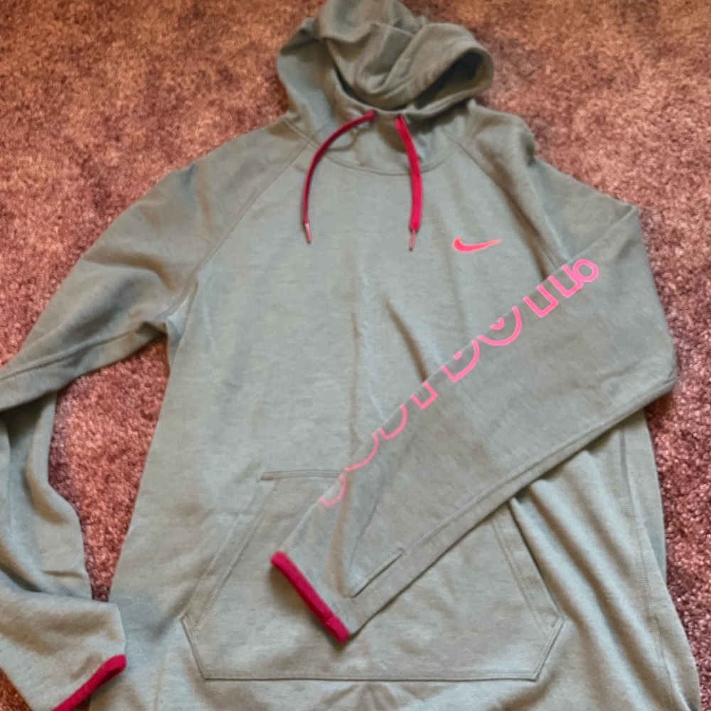 Light weight Nike Sweatshirt